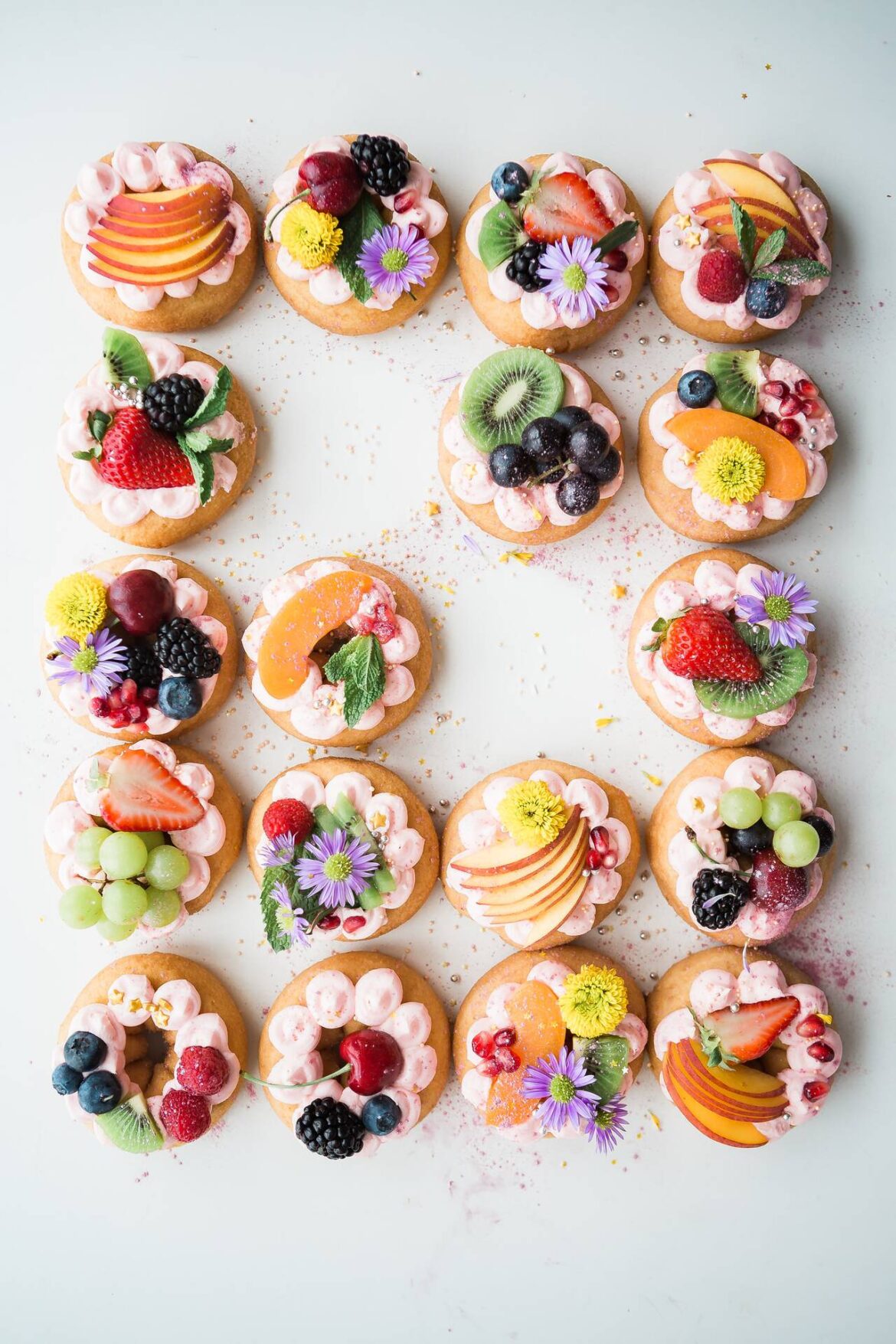 Gyümölcsös mini tortácskák Simple 15-Mins Fruity Cake